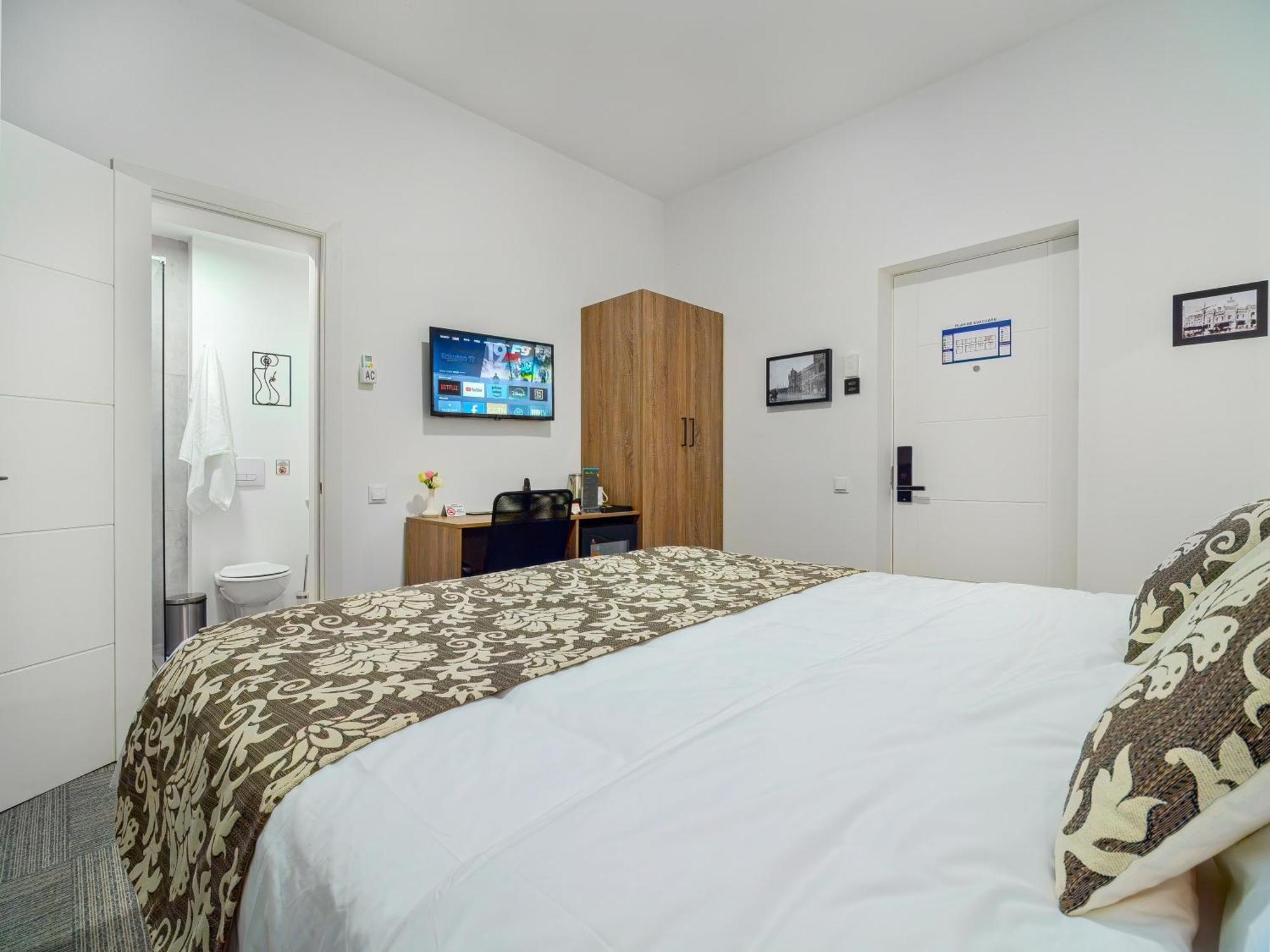 Ta Collection Hotel Кишинев Екстериор снимка