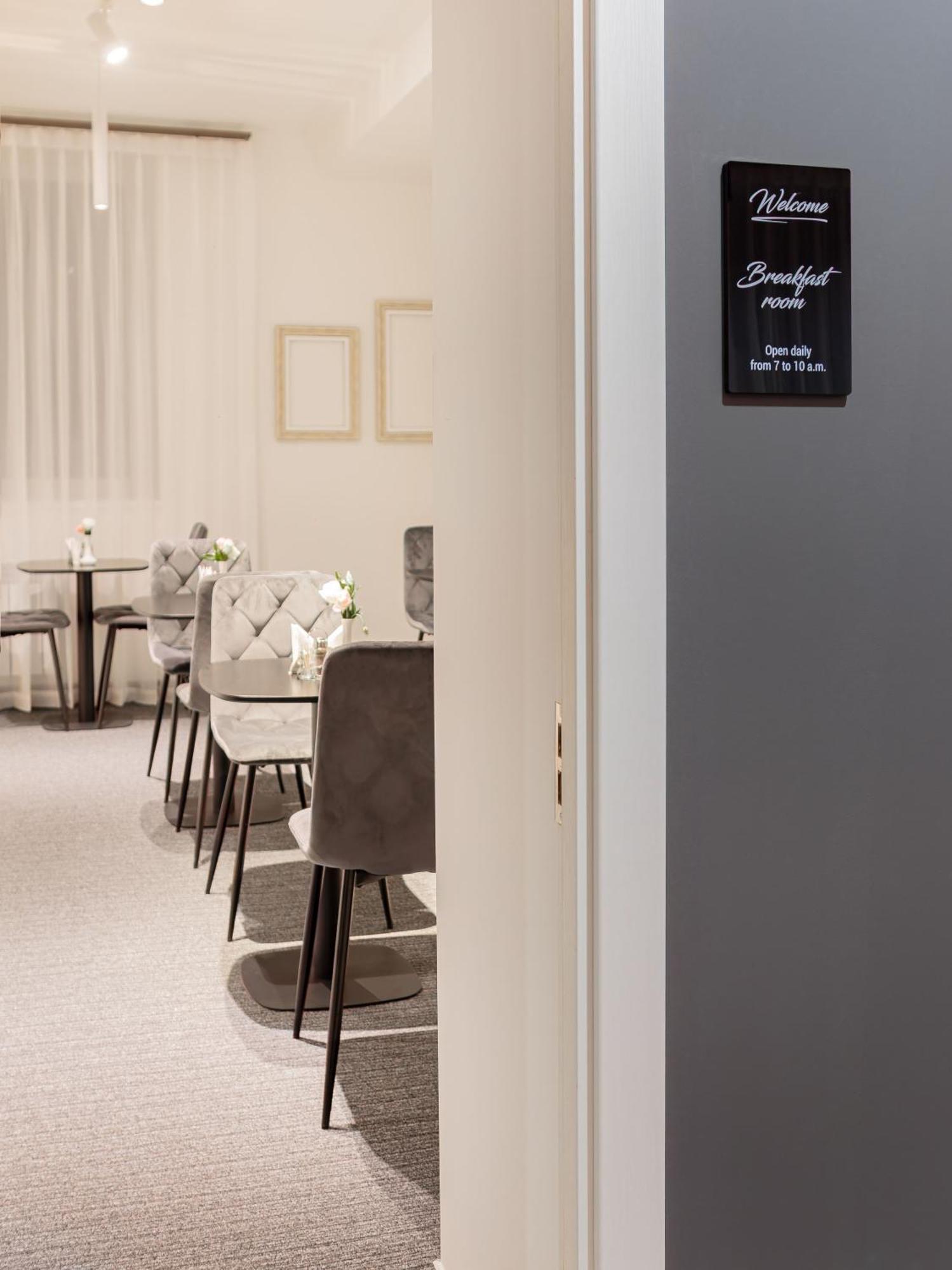 Ta Collection Hotel Кишинев Екстериор снимка