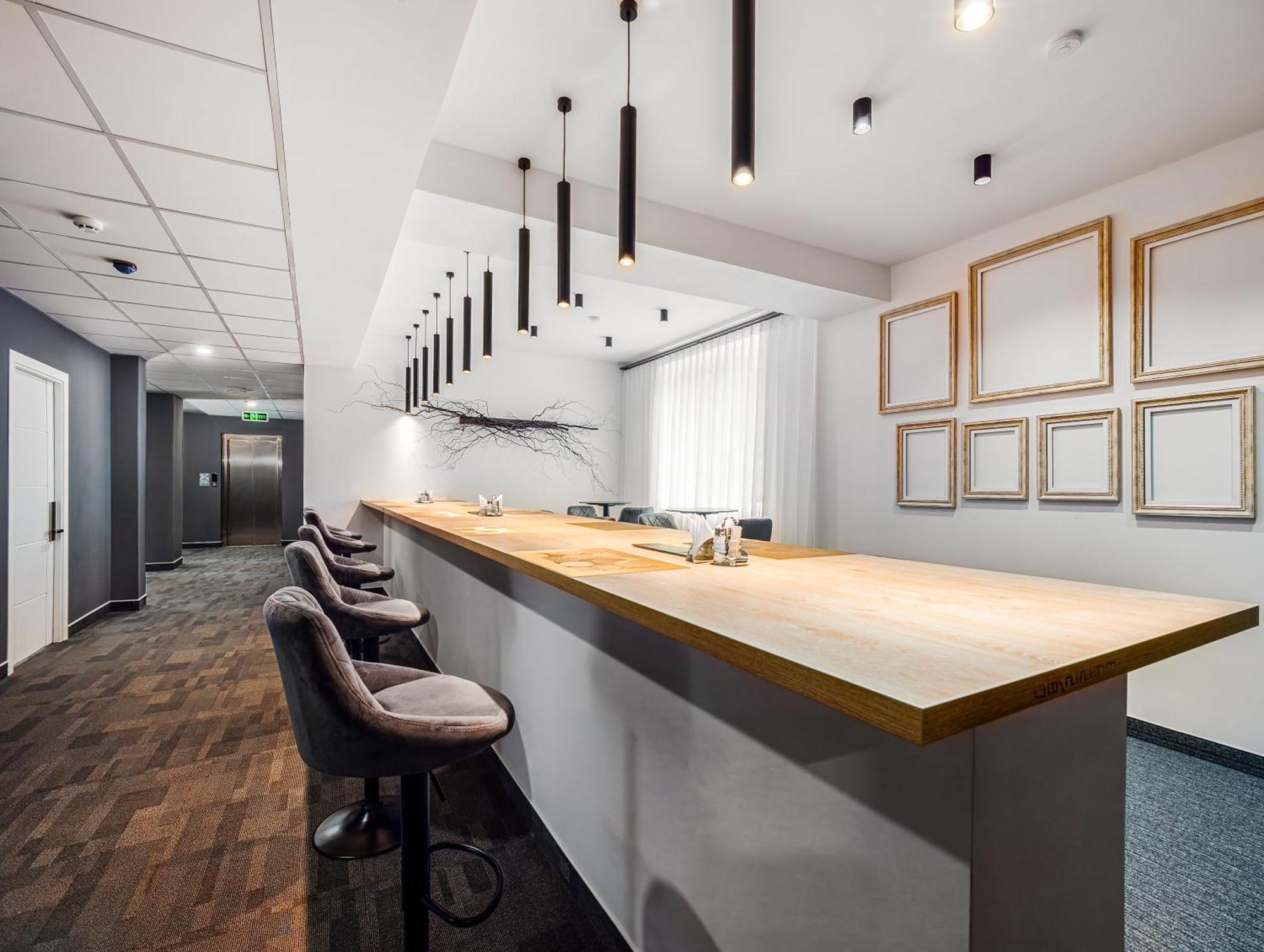 Ta Collection Hotel Кишинев Екстериор снимка